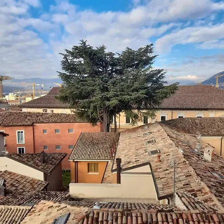 Dimora Del Capitano LʼAquila