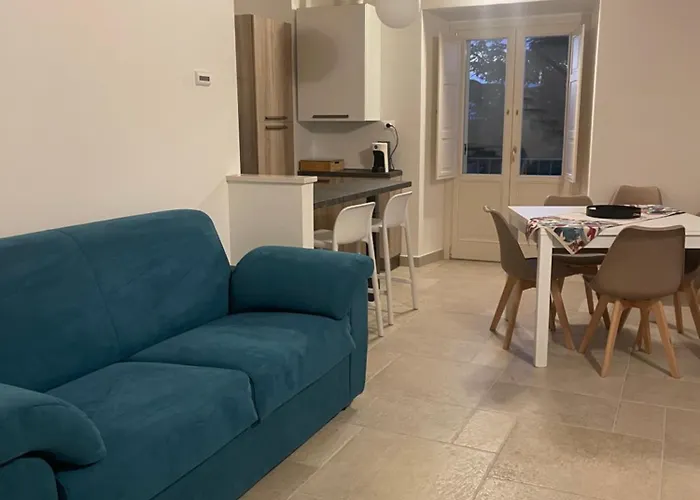 Dimora Del Capitano Appartement LʼAquila